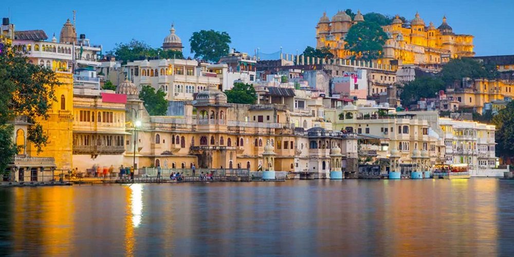 Udaipur — lakefront palaces lit at dusk